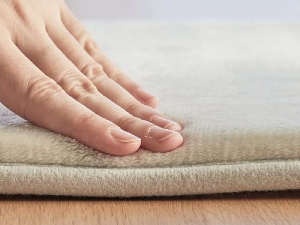 厚さ18mm普通ウレタンのラグ『ワンダフィ』