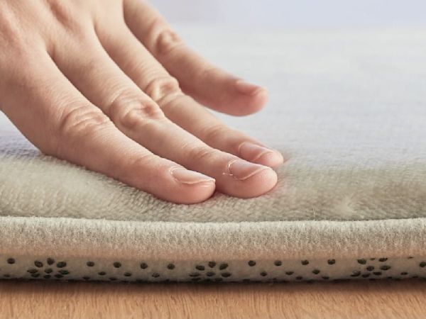 厚さ約28mmのウレタンラグ『ワンダフィ』