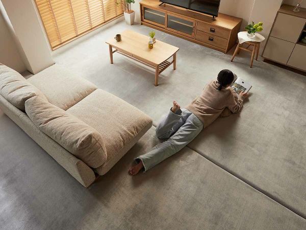 お部屋前面に敷き詰められる床暖房・ホットカーペット対応可能なオーダーカーペット