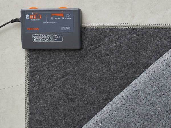 ホットカーペットに敷くラグ