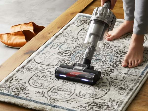 玄関マットのお手入れする。