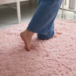 ピンクのラグ・カーペット7選|インテリアのポイントと選び方