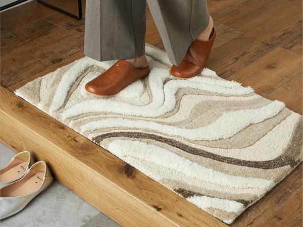 ウール素材の玄関マットとナチュラルインテリア