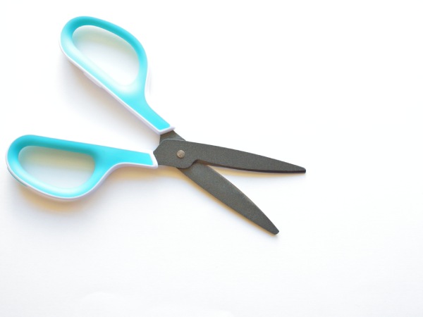 カーペットを切るハサミはこれで大丈夫か?