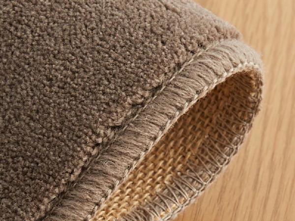 ウールのカーペット『レゴンス』