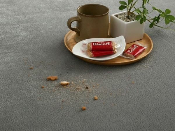 カーペットを汚れた状態で保管するのはNG