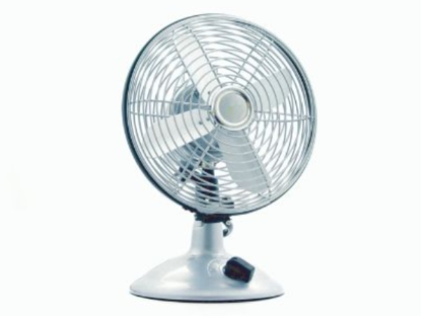 カーペットの除湿対策に必要なサーキュレーター