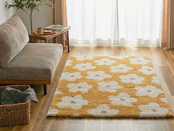 北欧風の黄色いセミシャギーラグ『スピル』