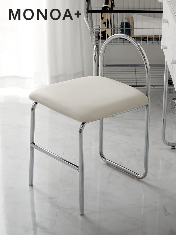 スツール スタニング イメージ