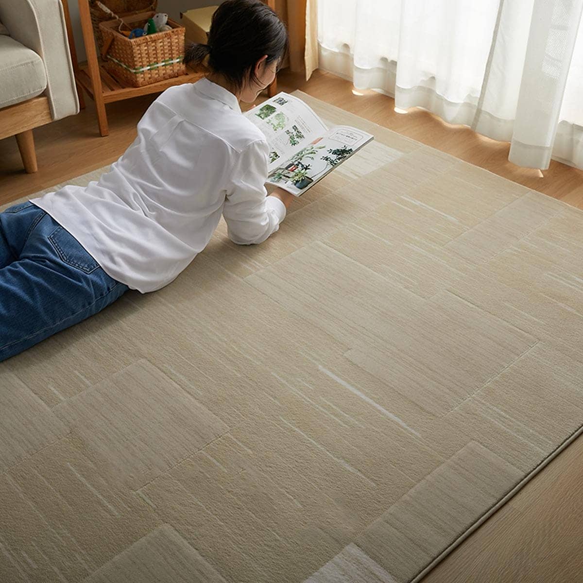 寝転んでいる様子