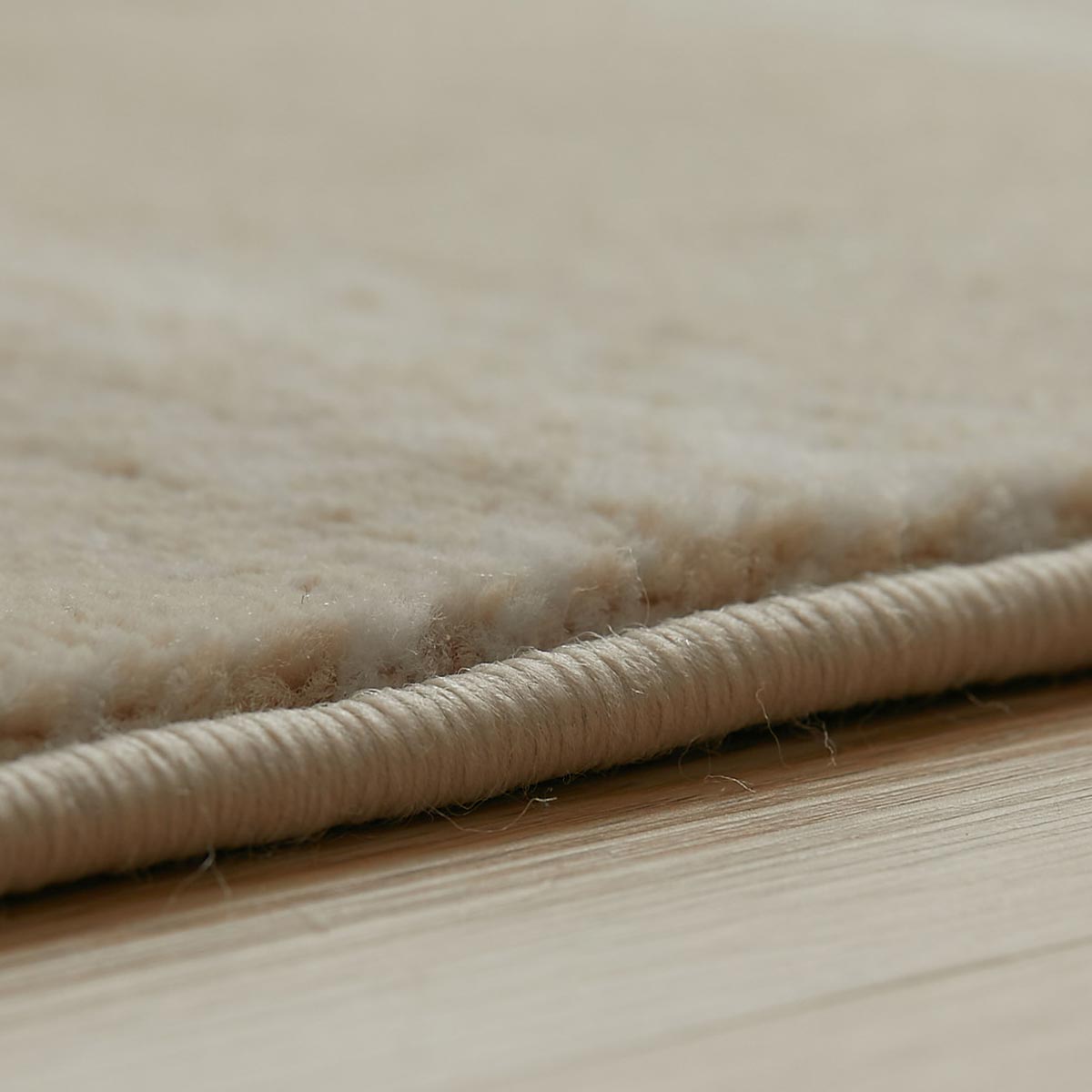 フチのアップ画像