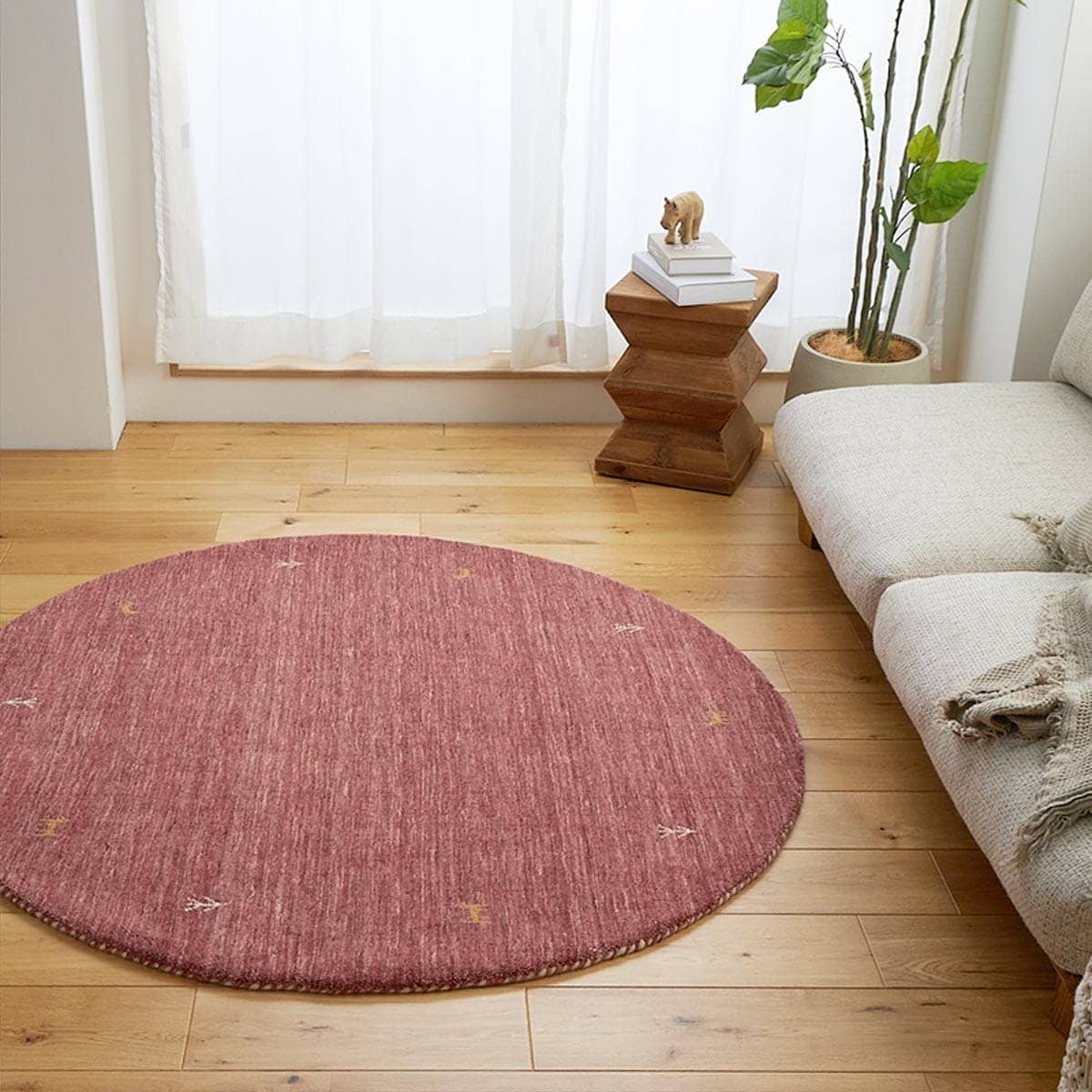 部屋が映るカット