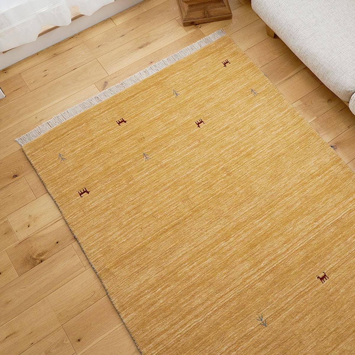 部屋が映るカット