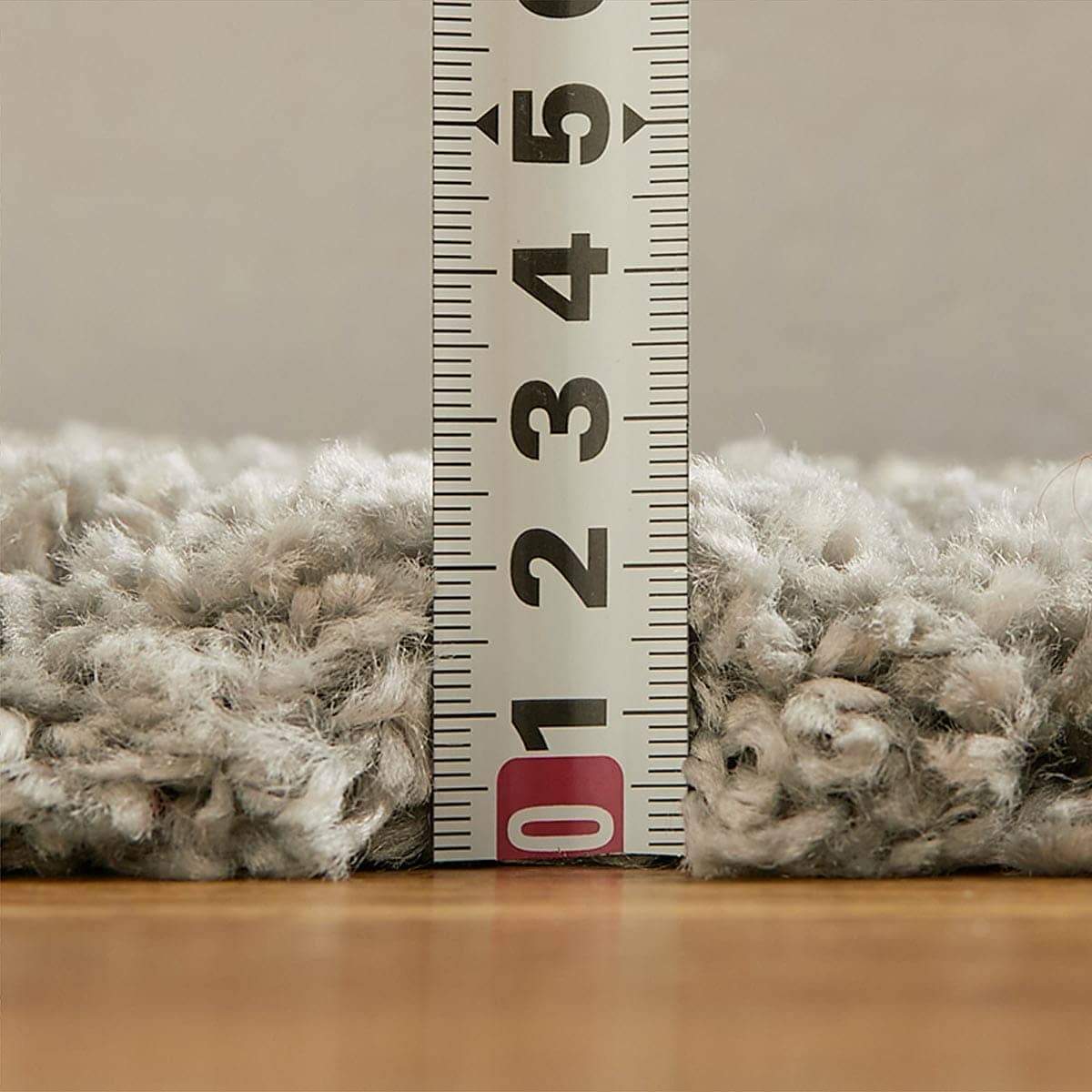 厚みを計測している様子