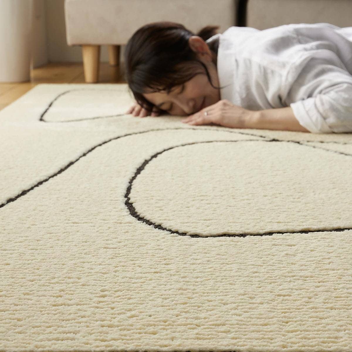 寝転んでいる様子