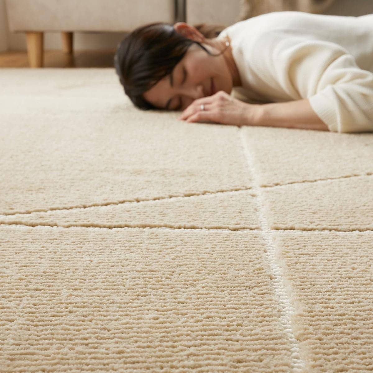 寝転んでいる様子