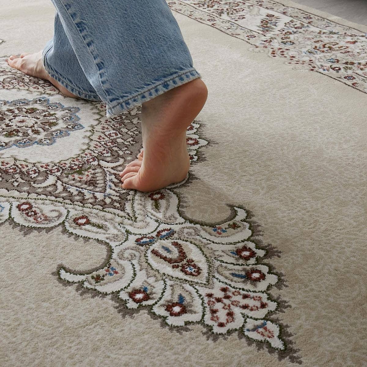 歩いている様子のアップ