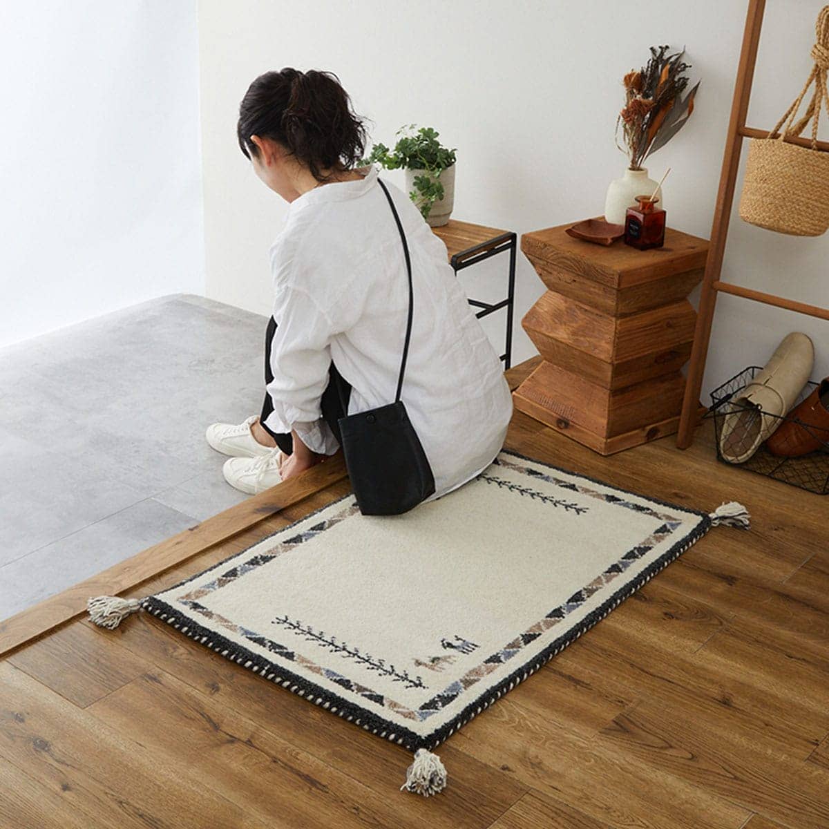 日本のインテリアになじみやすい落ち着いた色合い