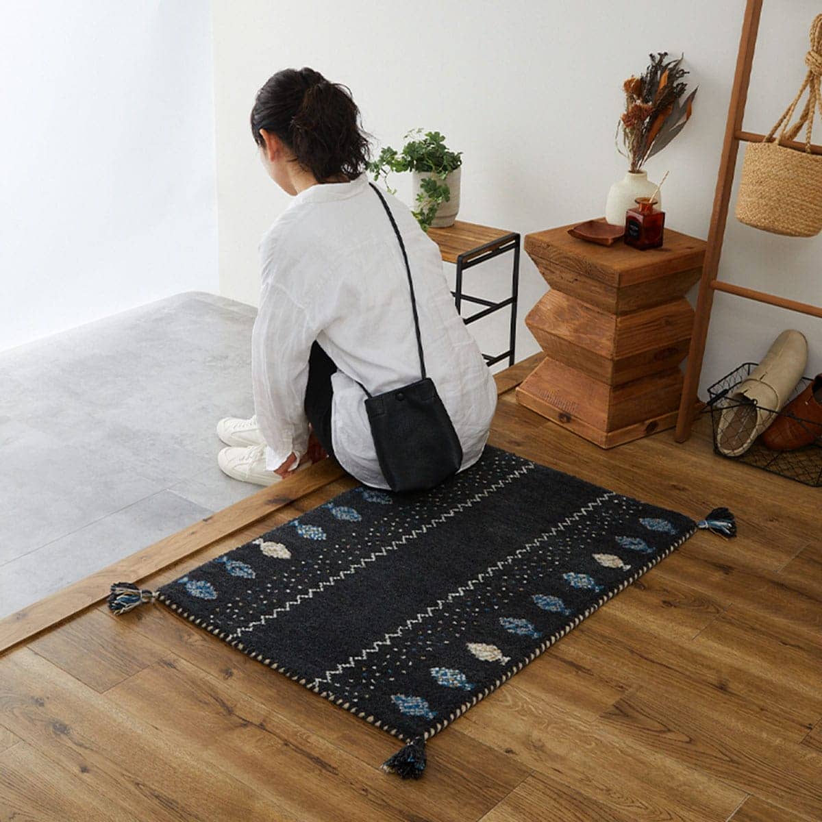 日本のインテリアになじみやすい落ち着いた色合い