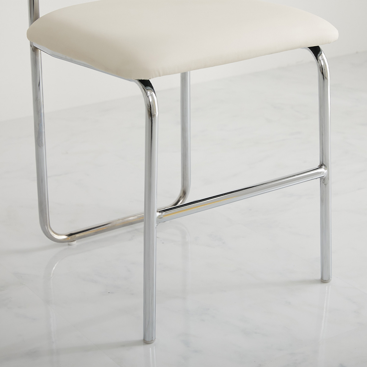 PUレザーの生地感が分かるアップ