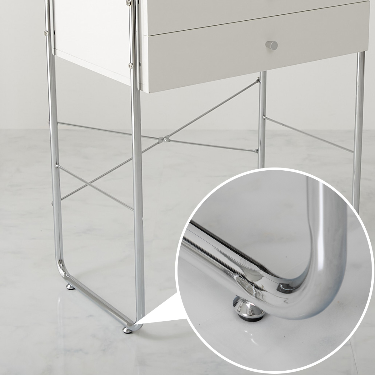 アジャスターの詳細がわかるアップ