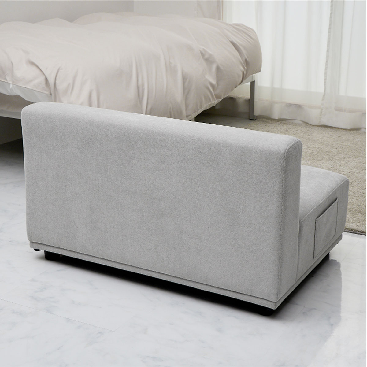 ソファ後ろから見た画像