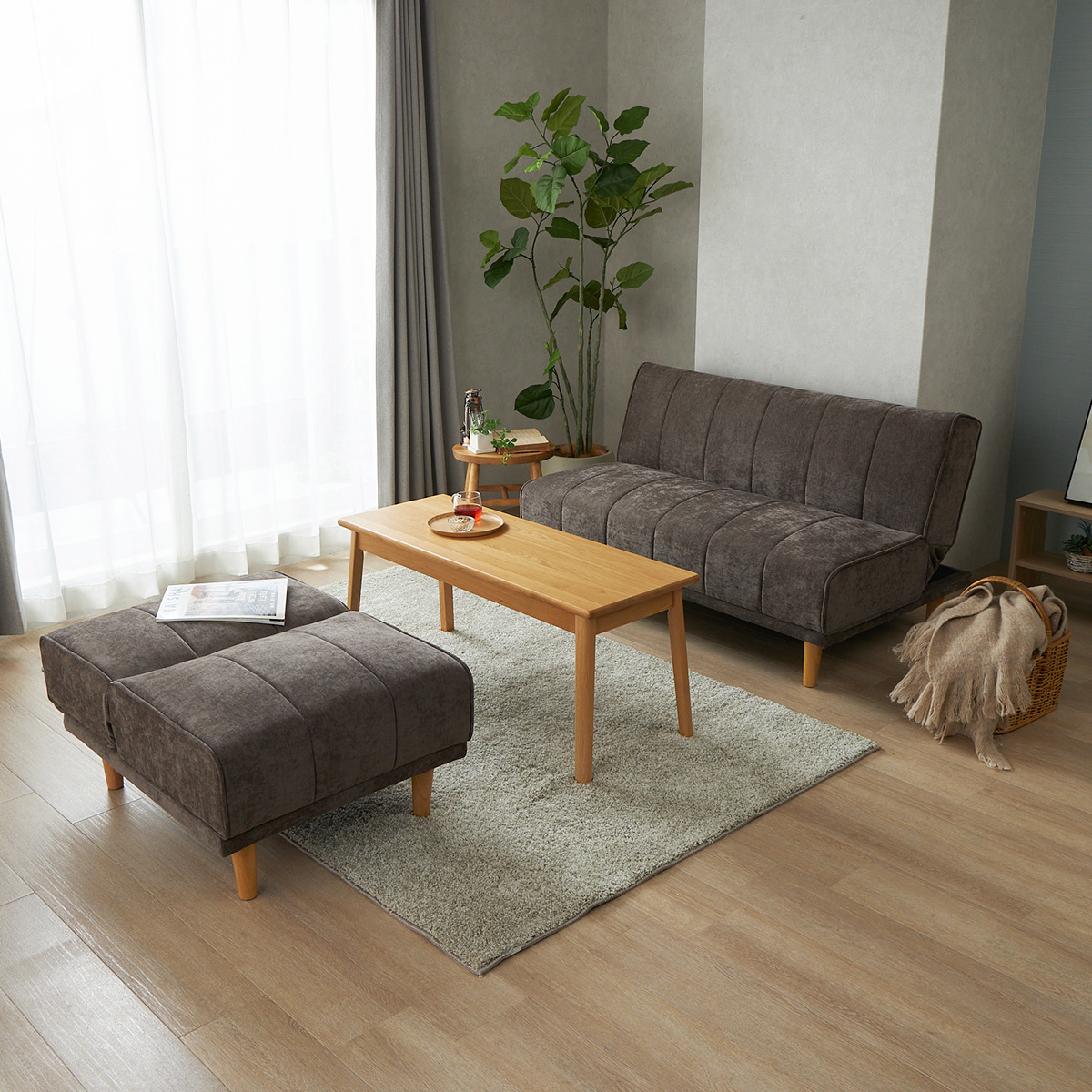 ダークブラウンを北欧風の部屋で使用した様子