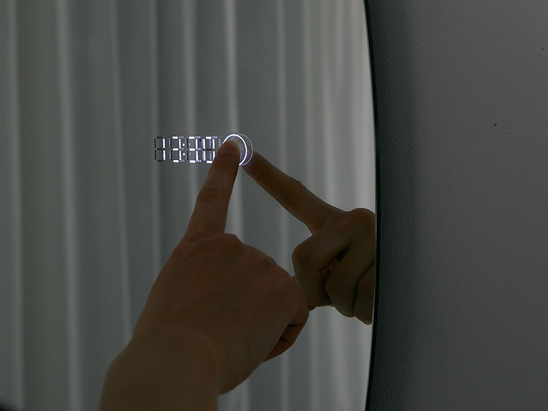 フックに掛けている様子