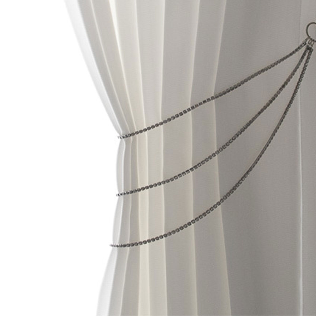 タッセルを束ねている様子